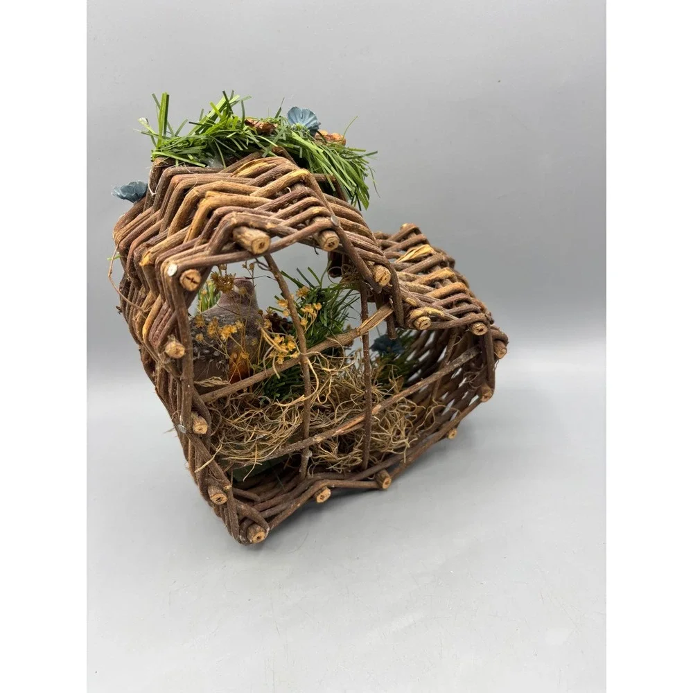 Vtg Rustic Woven Twig Heart Basket Bird Nest‎ Pinecones Flowers Farmhouse Decor